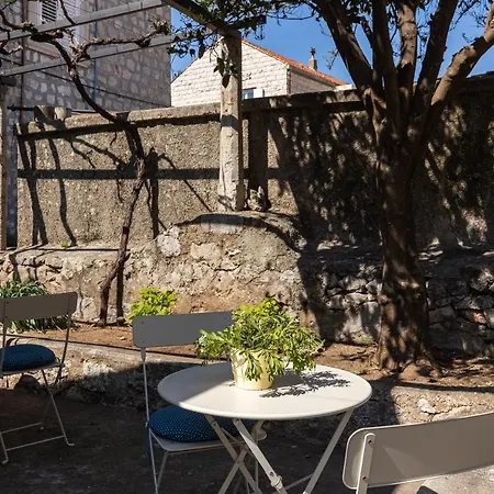 Sun Volantina Apartment *